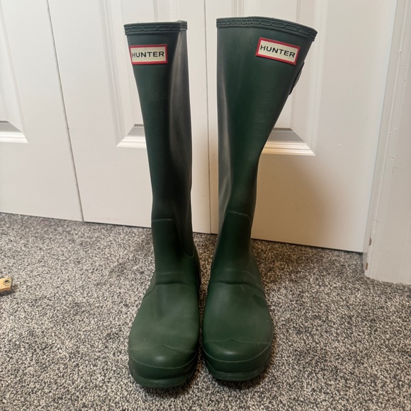 Hunter Original Tall Rain Boots Green Women’s 7.5 Waterproof Rubber - Picture 2 of 8